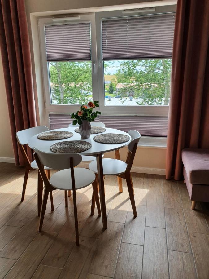 Zamiejska Modern Apartments Nowy Apartamentowiec Winda สวูพสค์ ภายนอก รูปภาพ