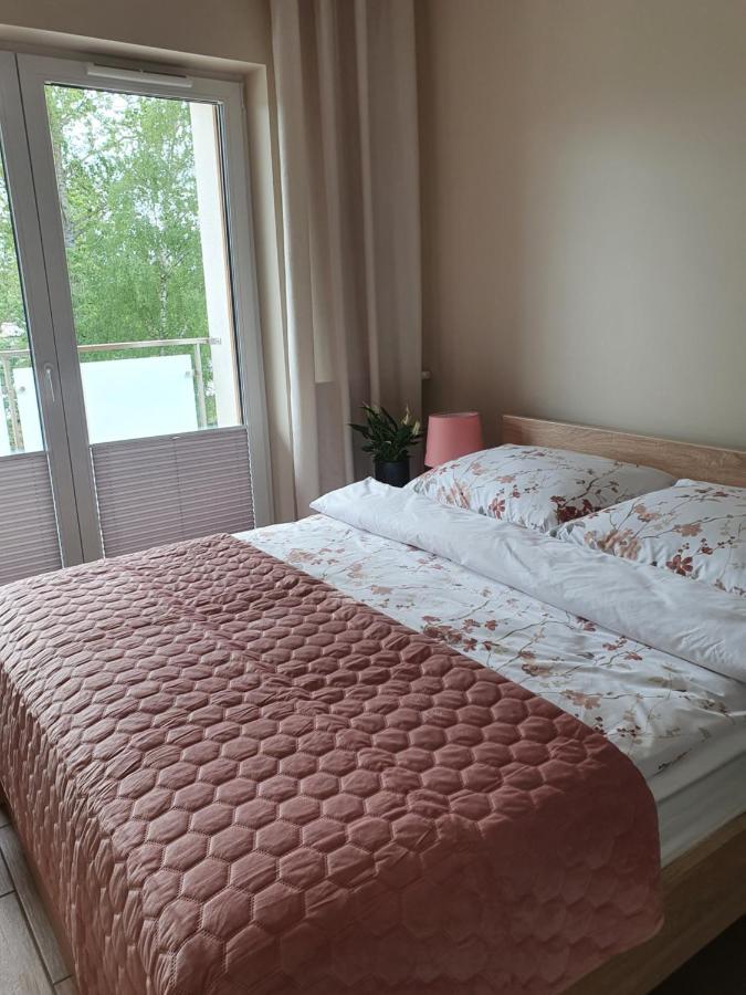 Zamiejska Modern Apartments Nowy Apartamentowiec Winda สวูพสค์ ภายนอก รูปภาพ