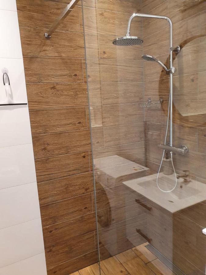 Zamiejska Modern Apartments Nowy Apartamentowiec Winda สวูพสค์ ภายนอก รูปภาพ