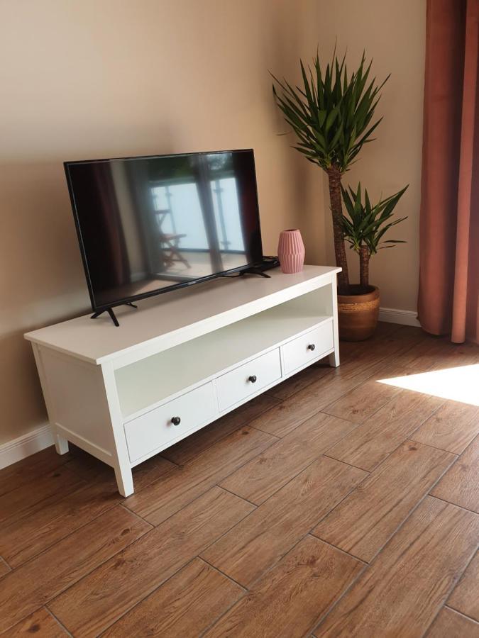 Zamiejska Modern Apartments Nowy Apartamentowiec Winda สวูพสค์ ภายนอก รูปภาพ