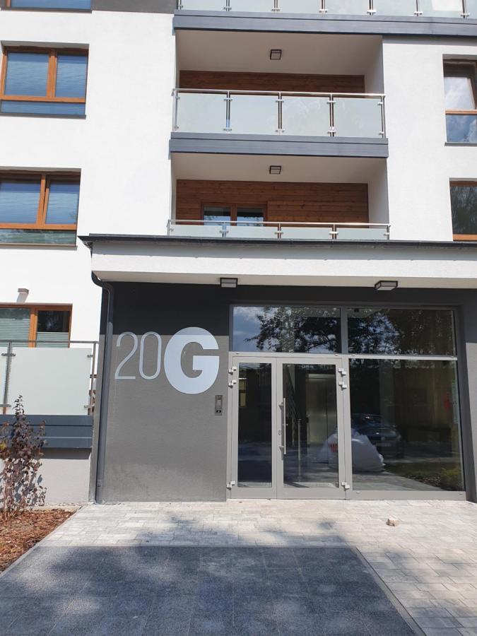 Zamiejska Modern Apartments Nowy Apartamentowiec Winda สวูพสค์ ภายนอก รูปภาพ